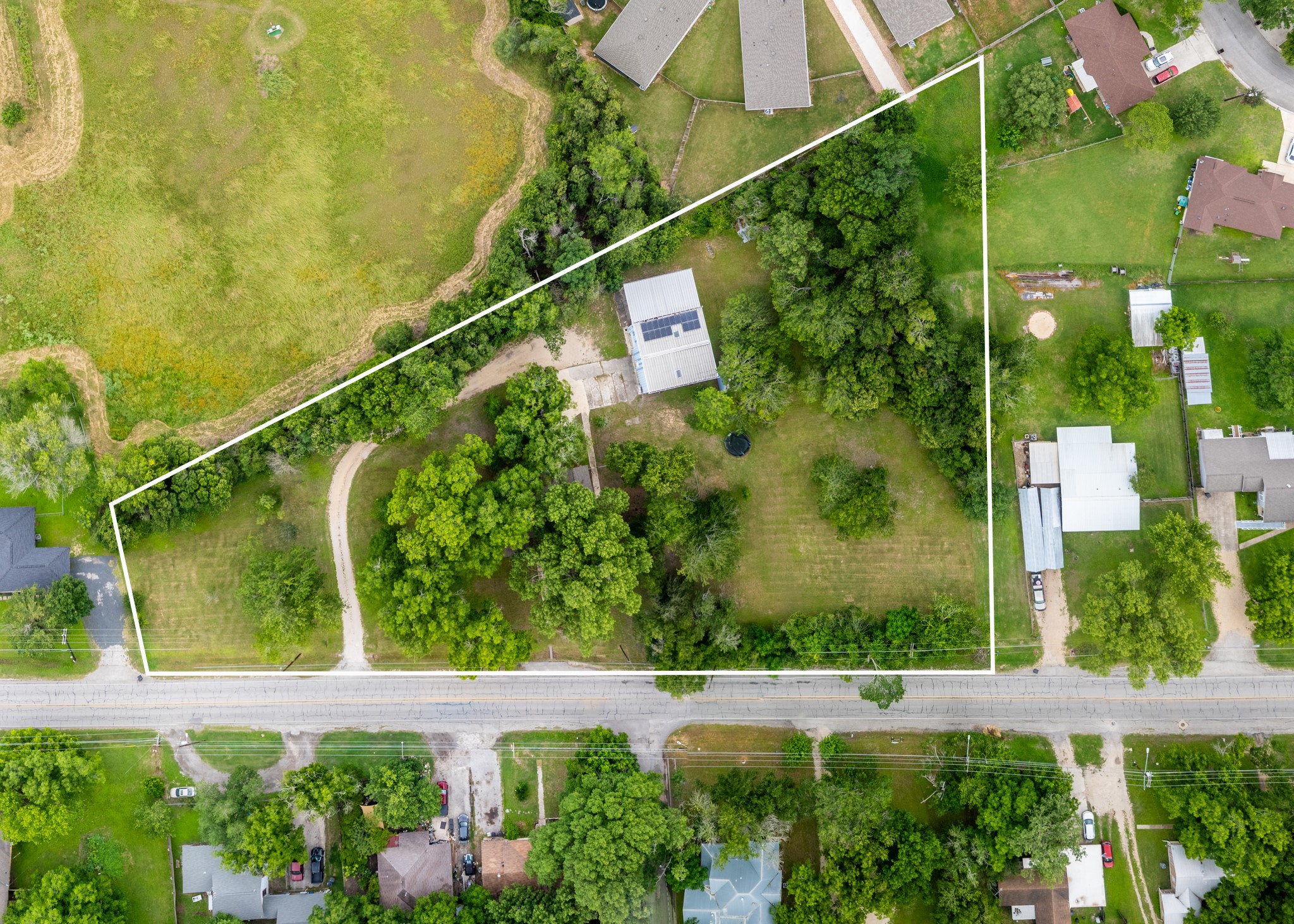 main property photo 3