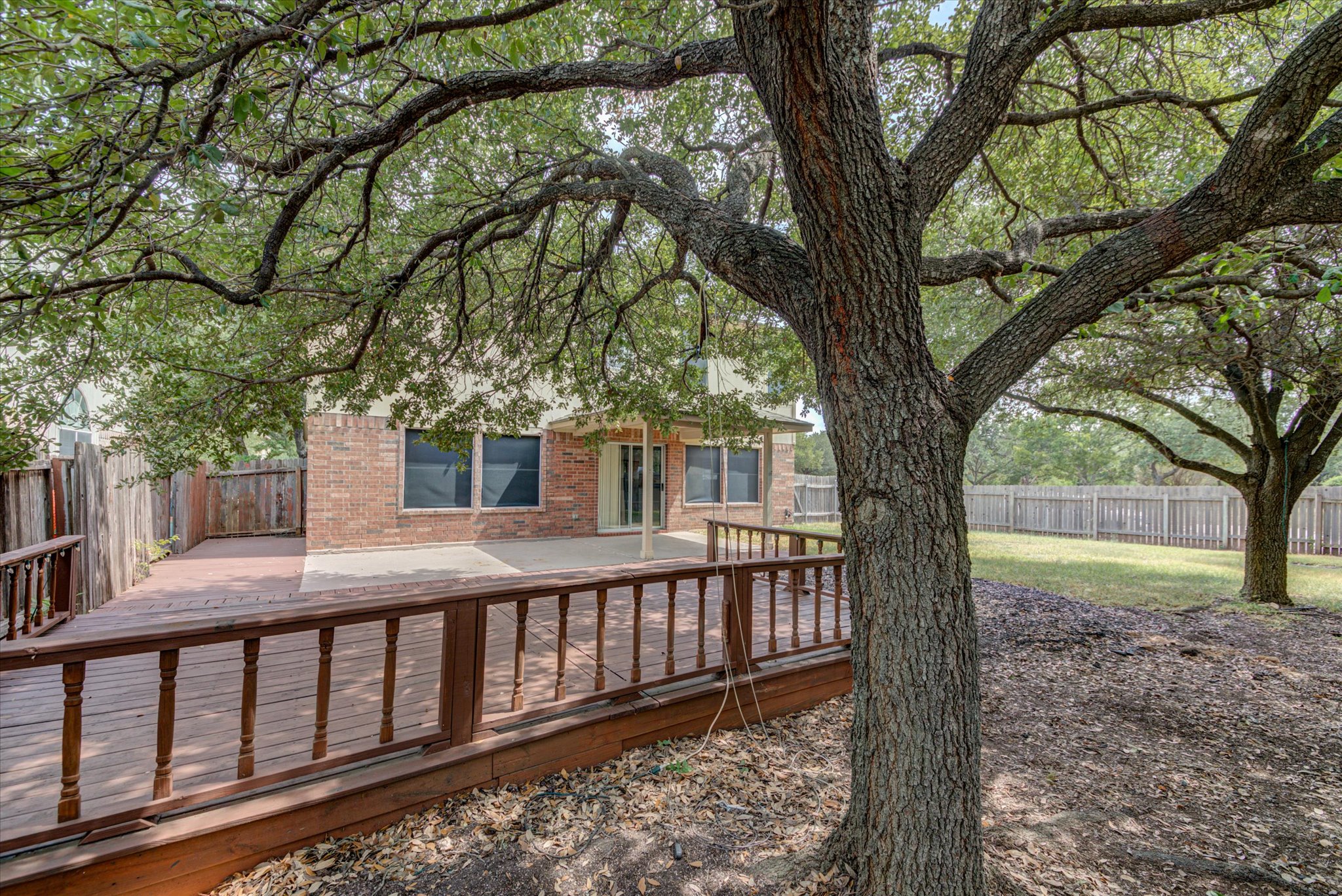 main property photo 31
