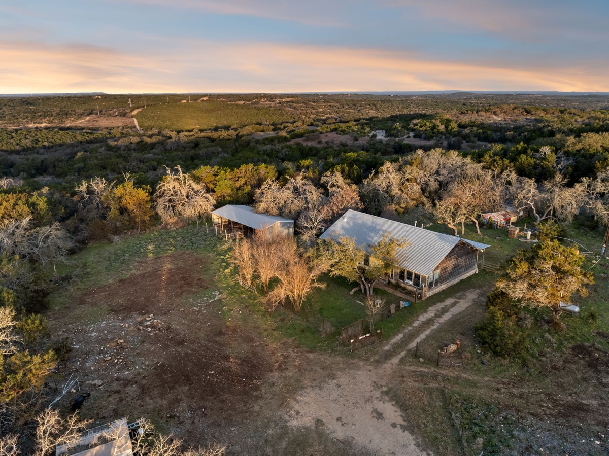 main property photo 13