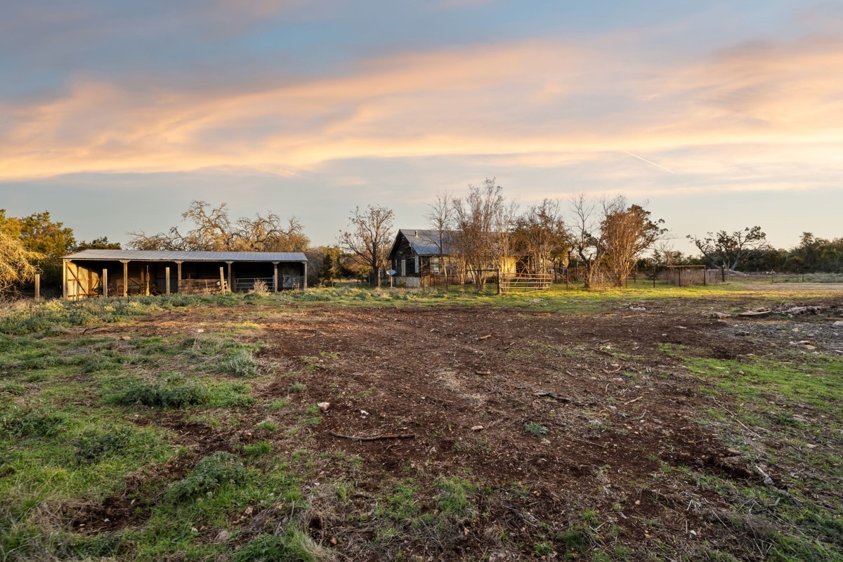 main property photo 16