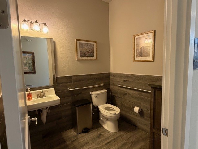 main property photo 16