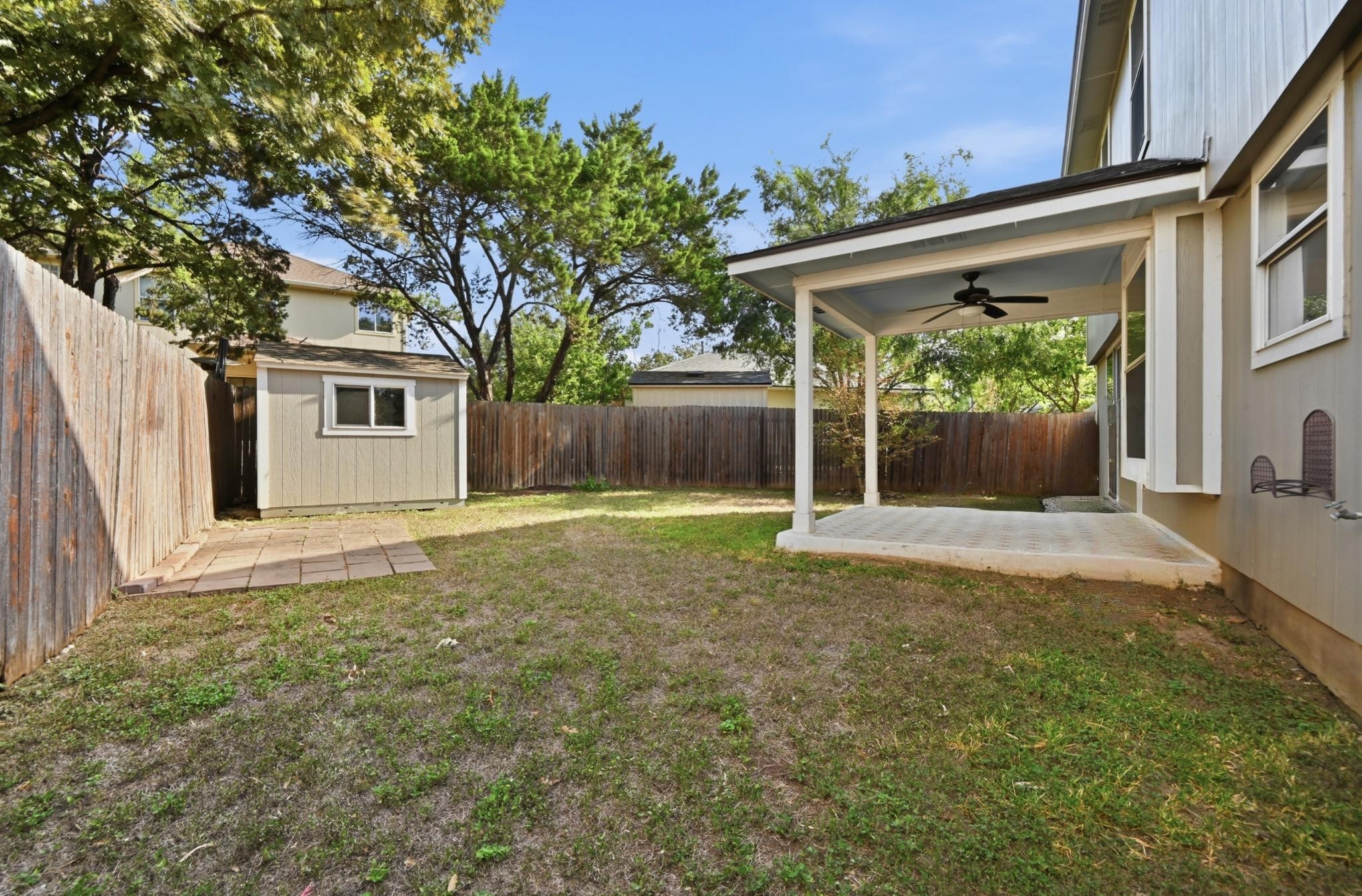 main property photo 24
