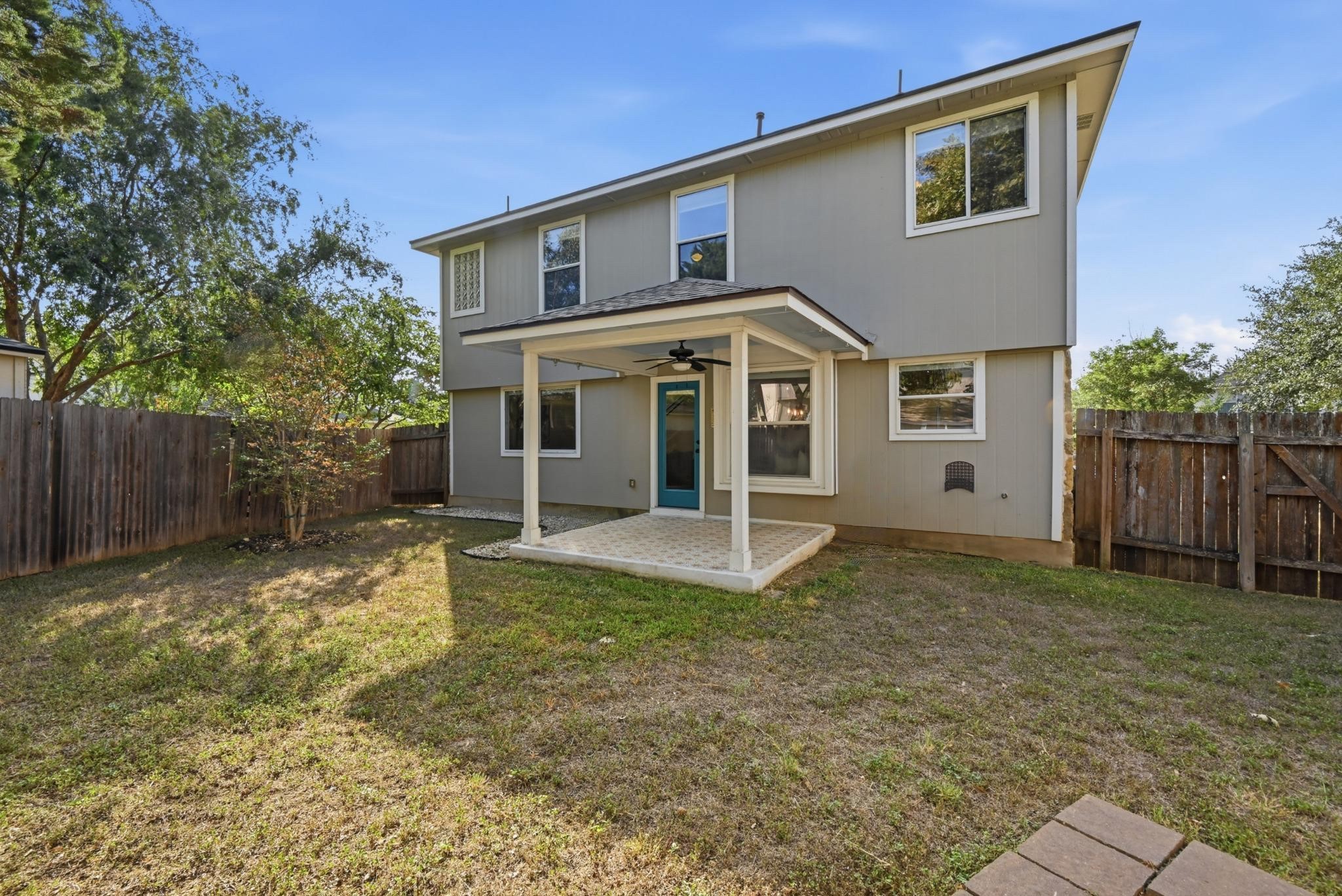 main property photo 25