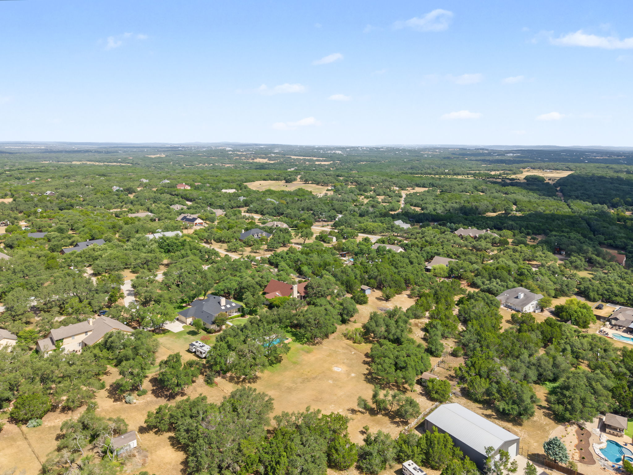 main property photo 36