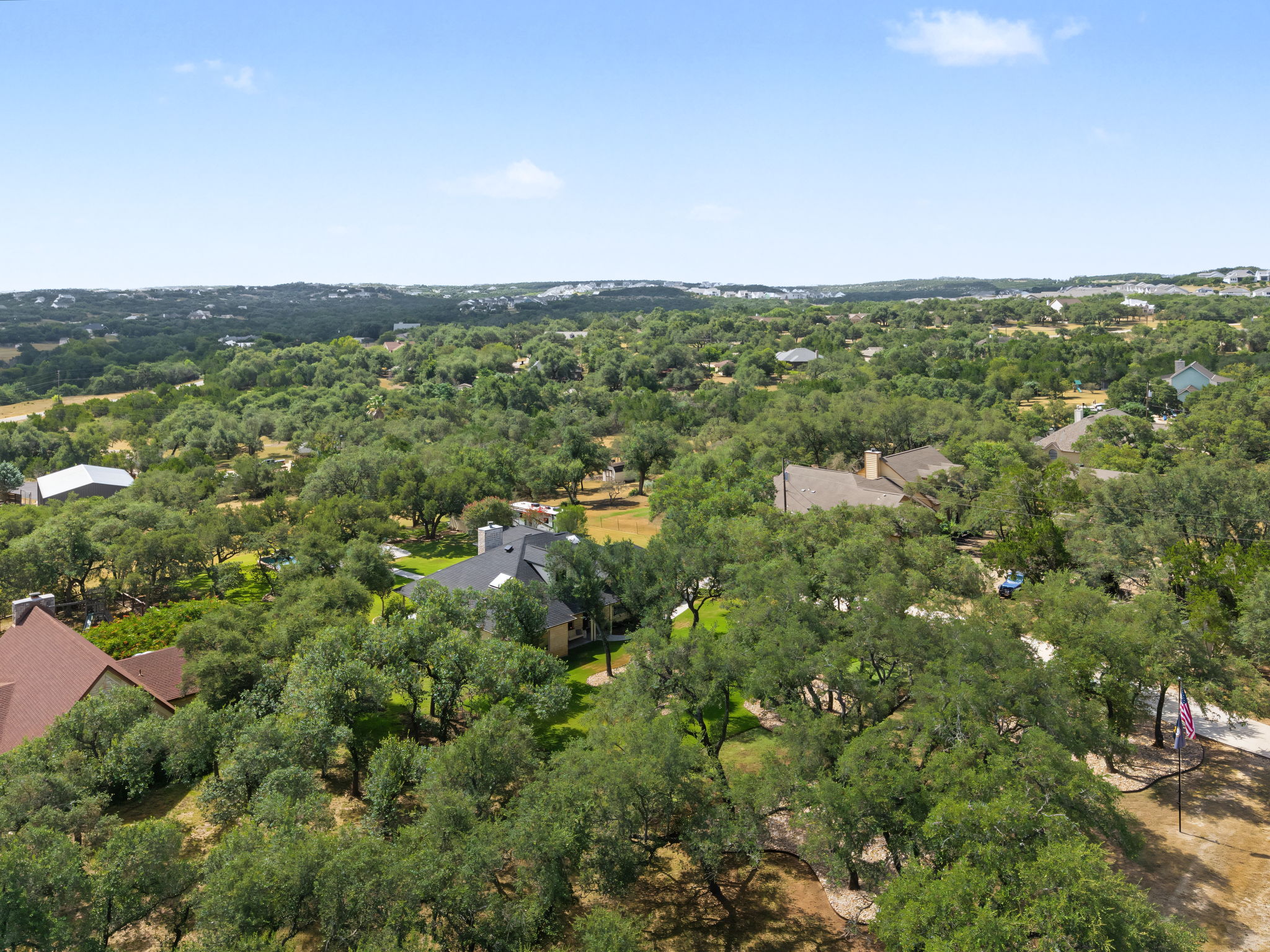 main property photo 37