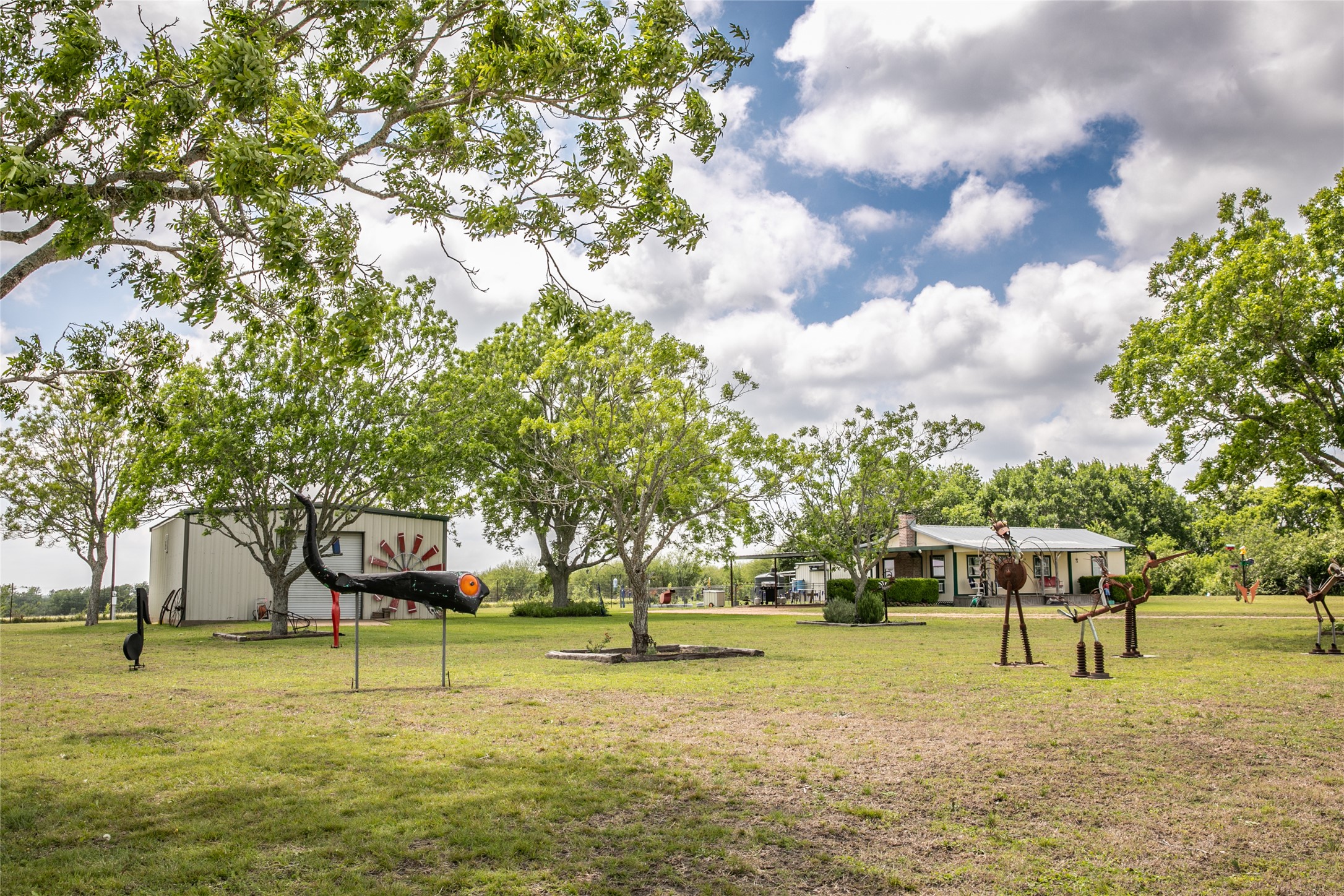 main property photo 12