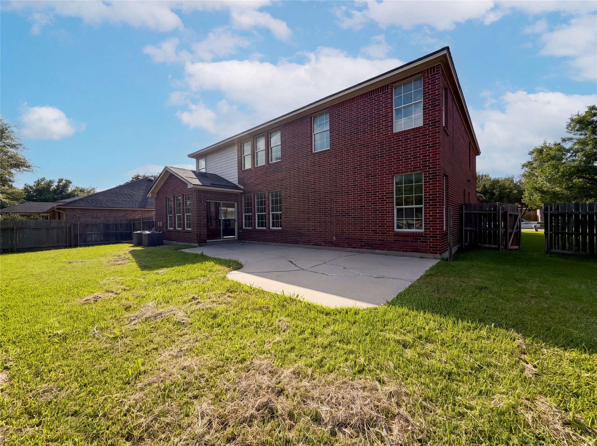 main property photo 7