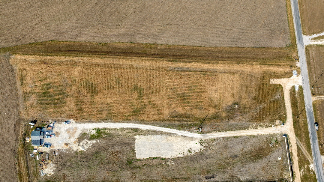 main property photo 5