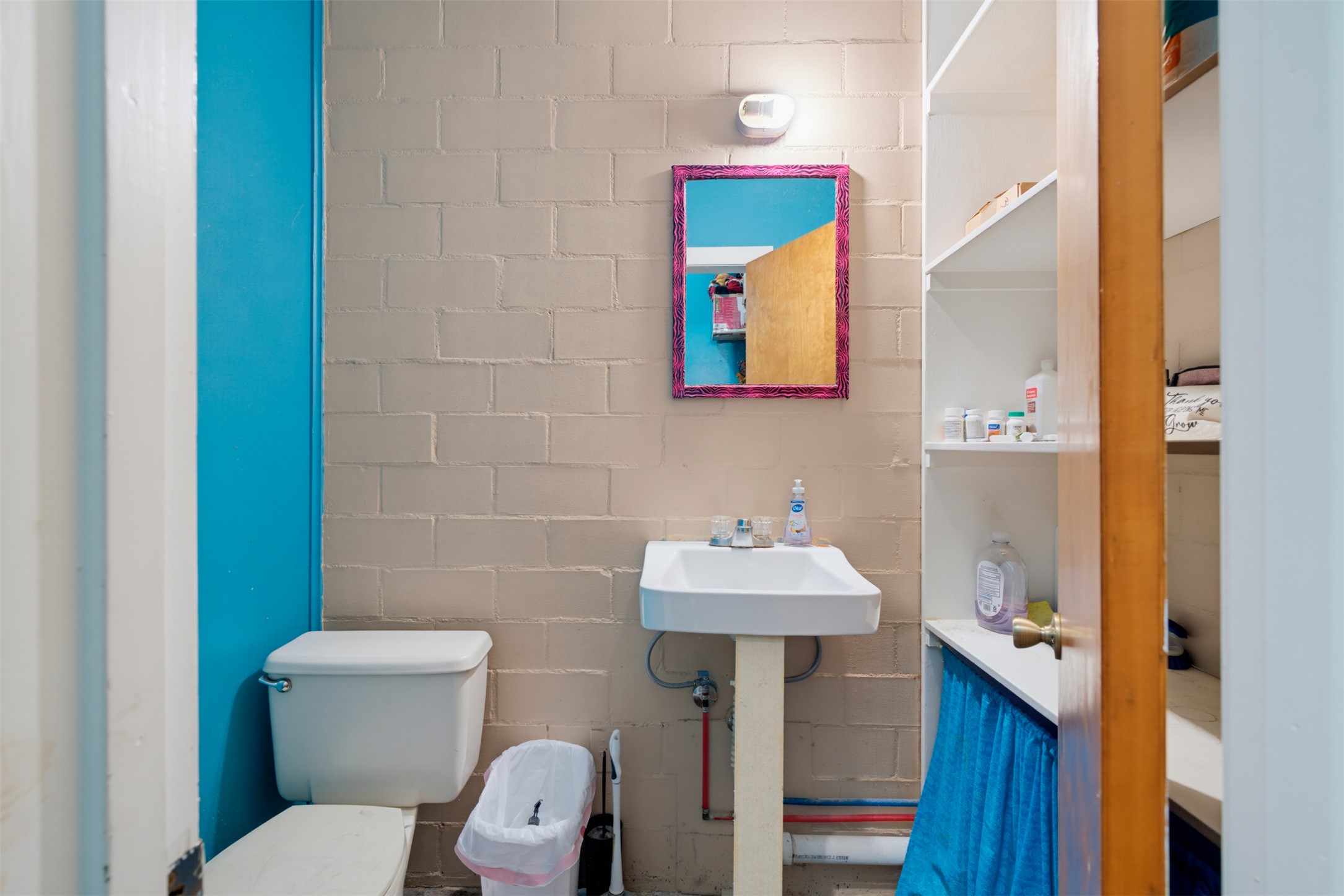 main property photo 14
