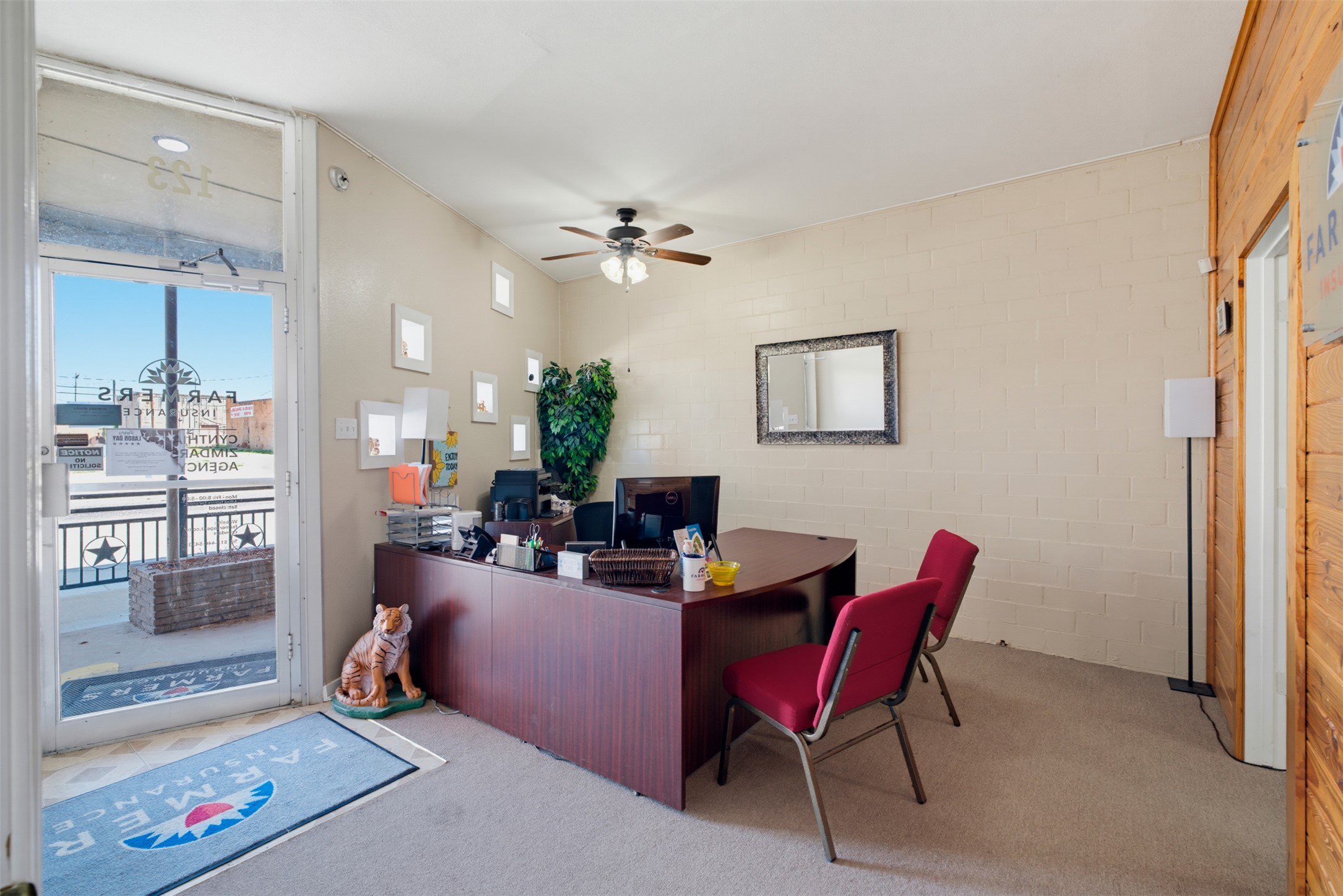 main property photo 4