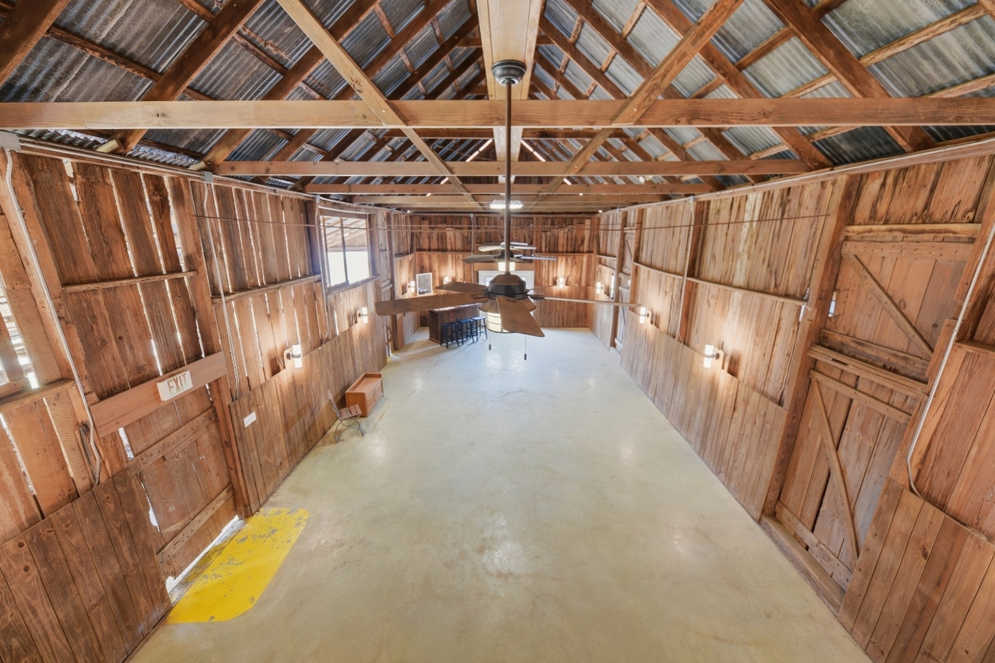 main property photo 26