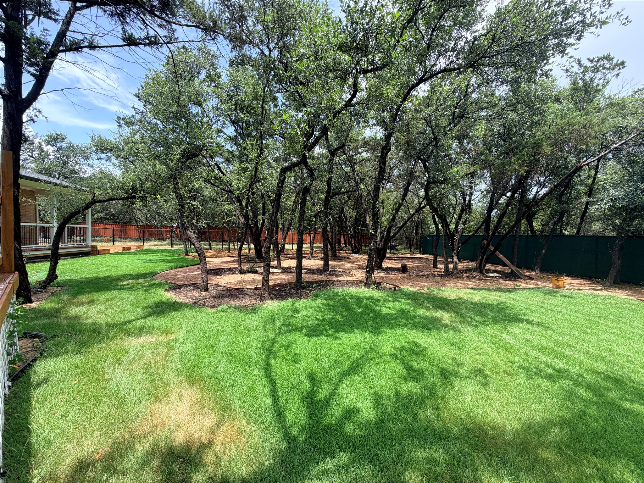 main property photo 22