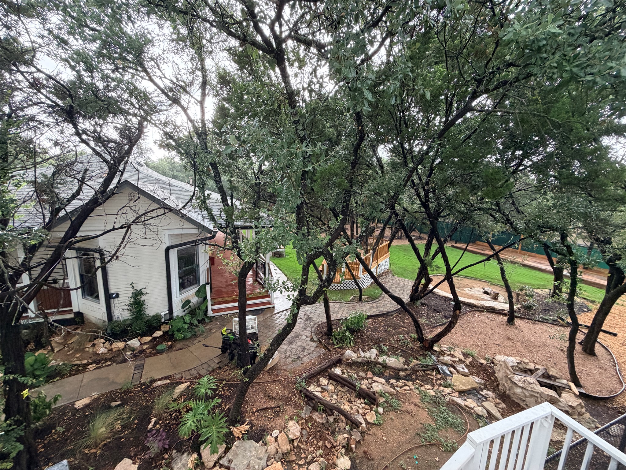 main property photo 37