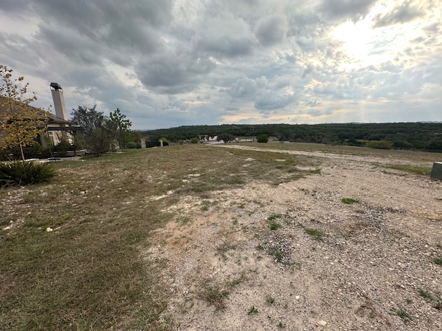 main property photo 13