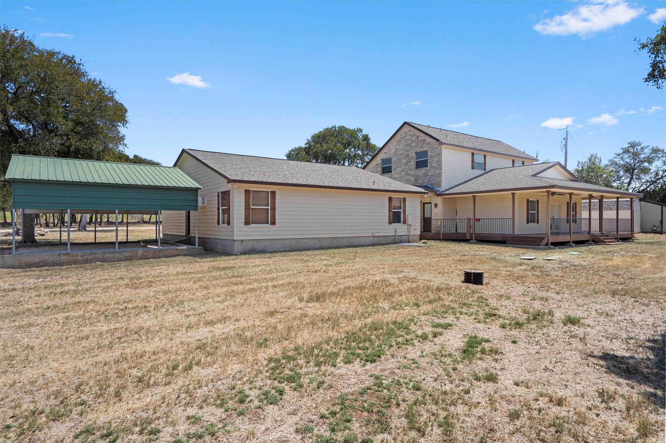 main property photo 35