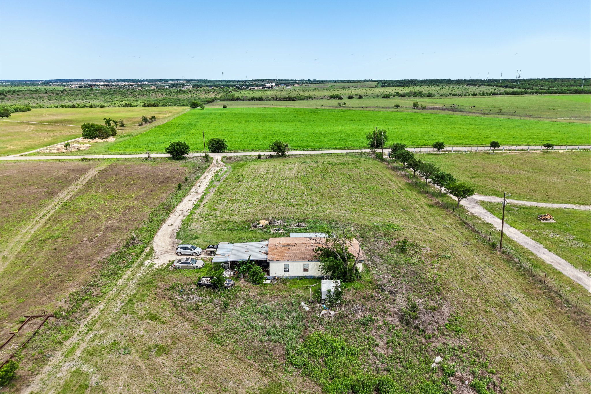 main property photo 10