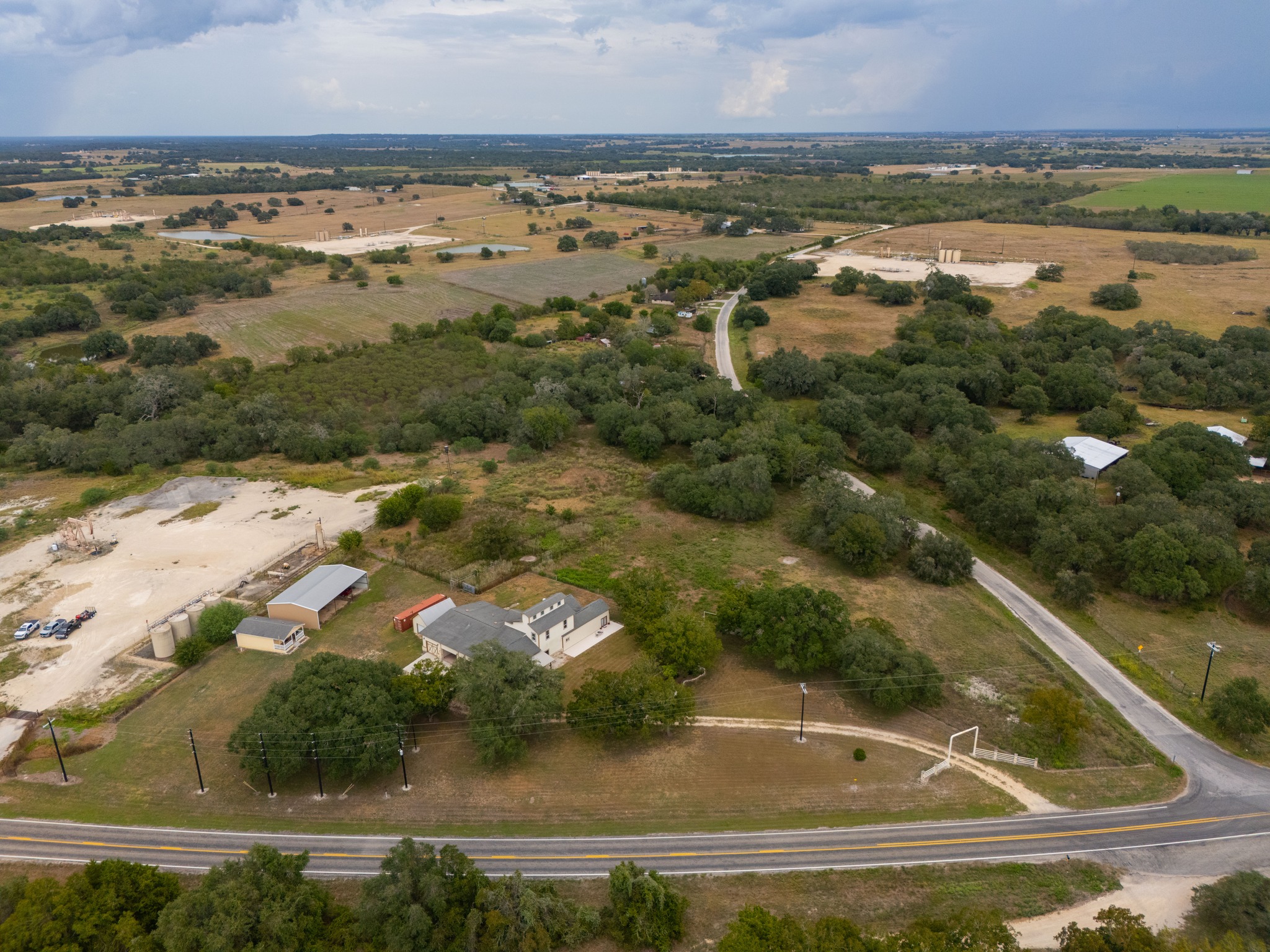 main property photo 32