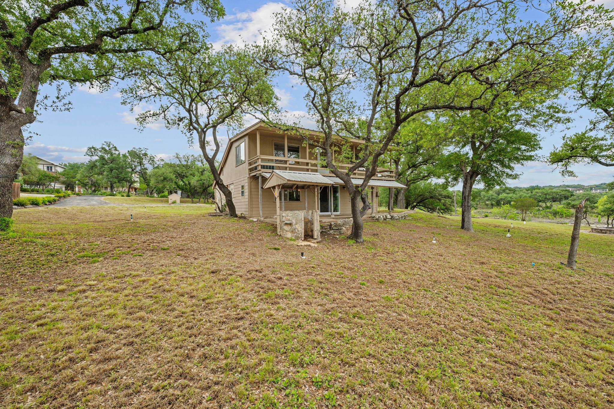 main property photo 26