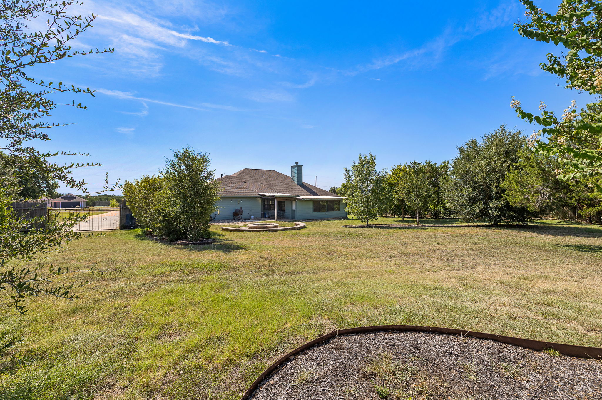 main property photo 27