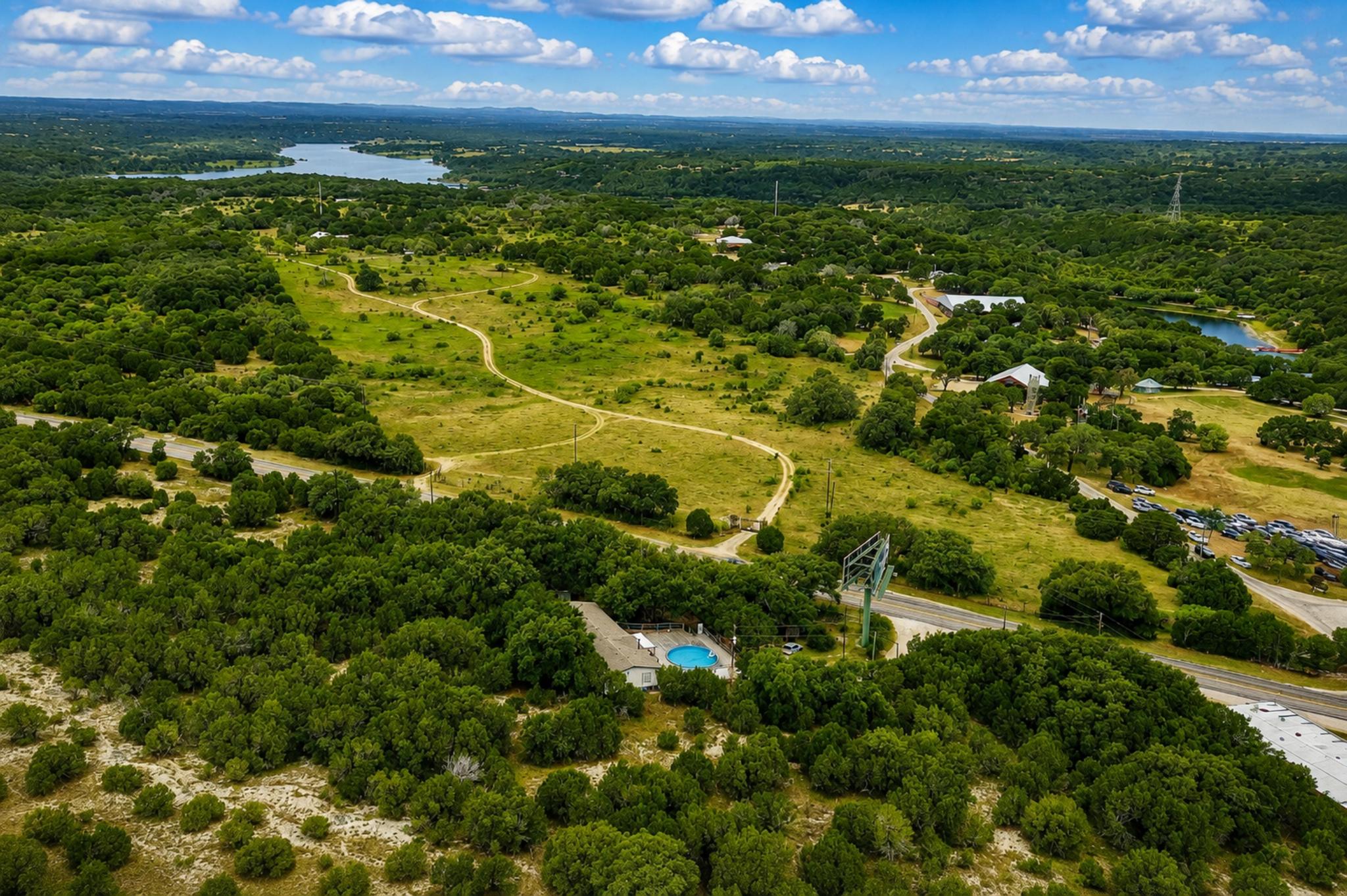 main property photo 33