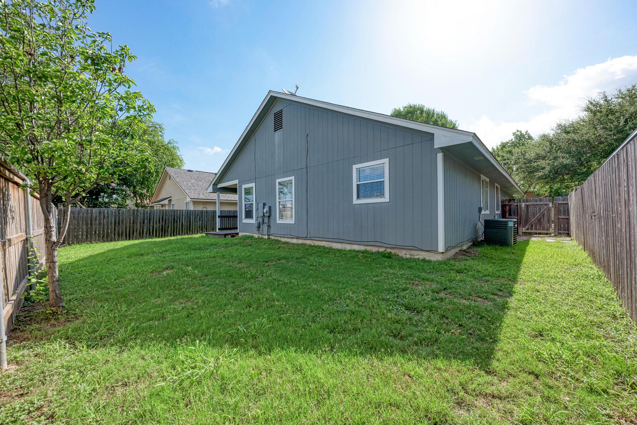 main property photo 33