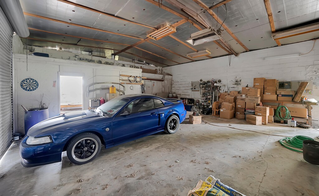 main property photo 16