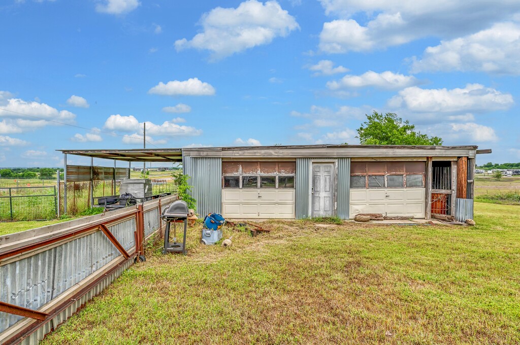 main property photo 21