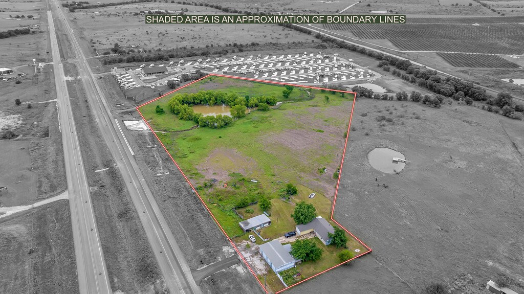 main property photo 23