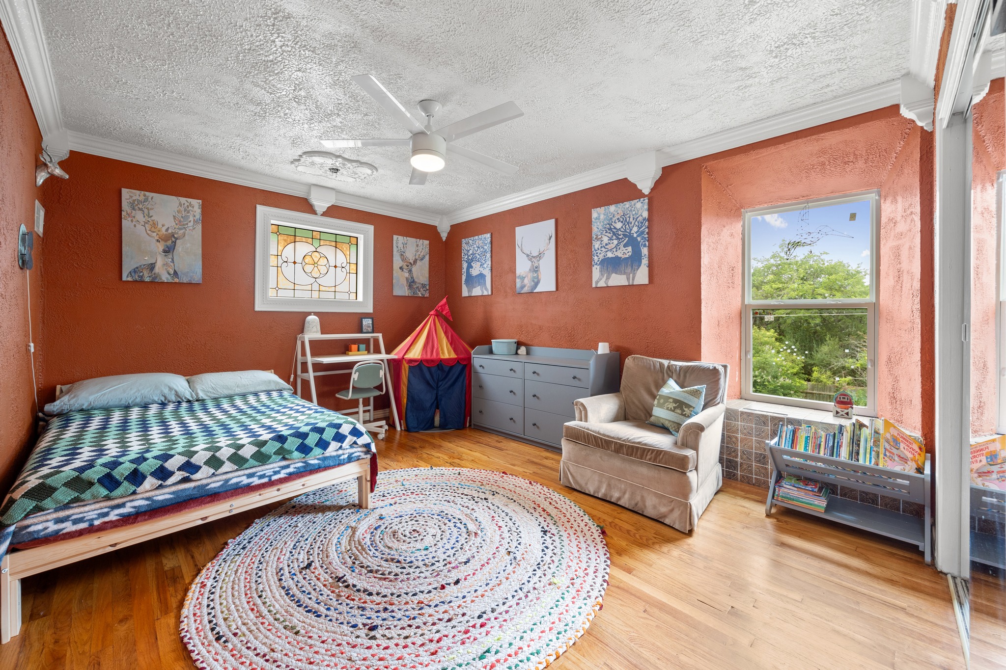 main property photo 31