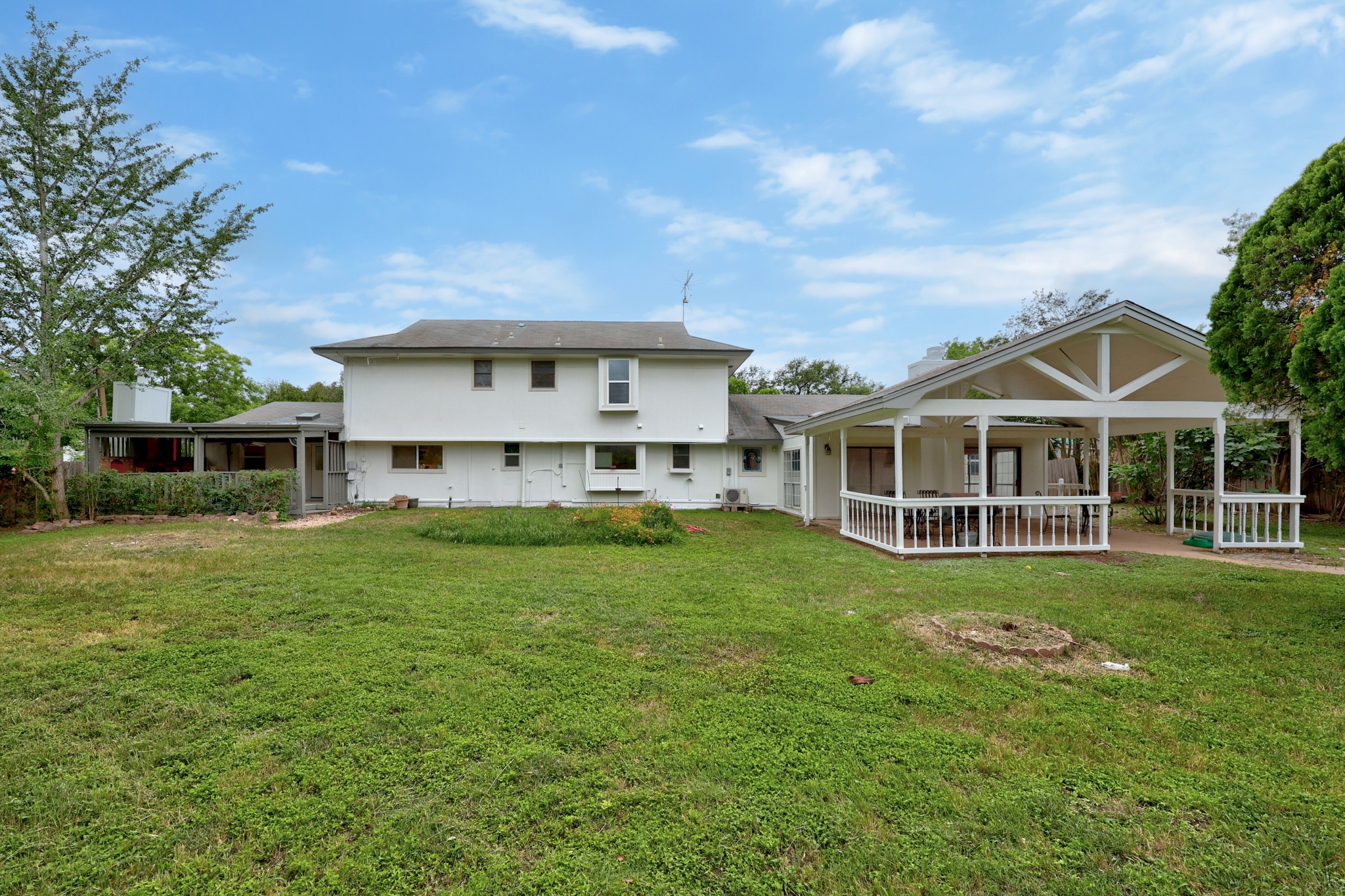 main property photo 33