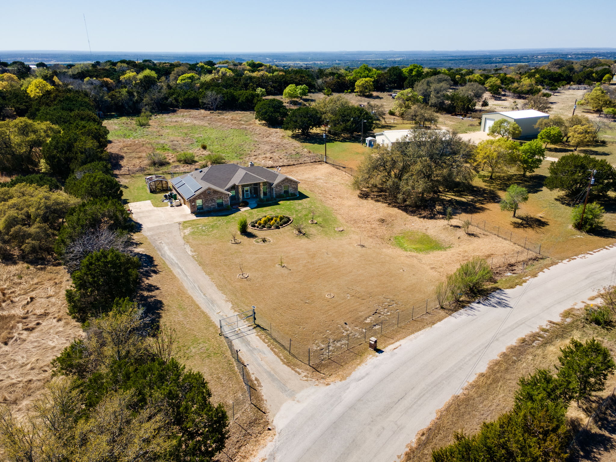 main property photo 36
