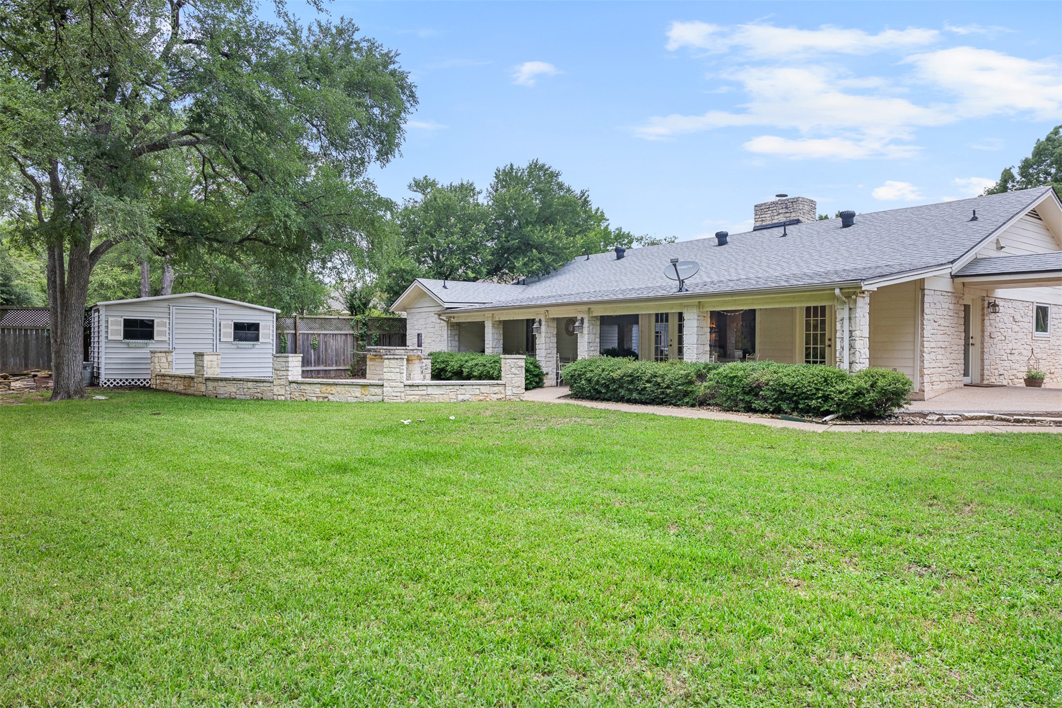 main property photo 7