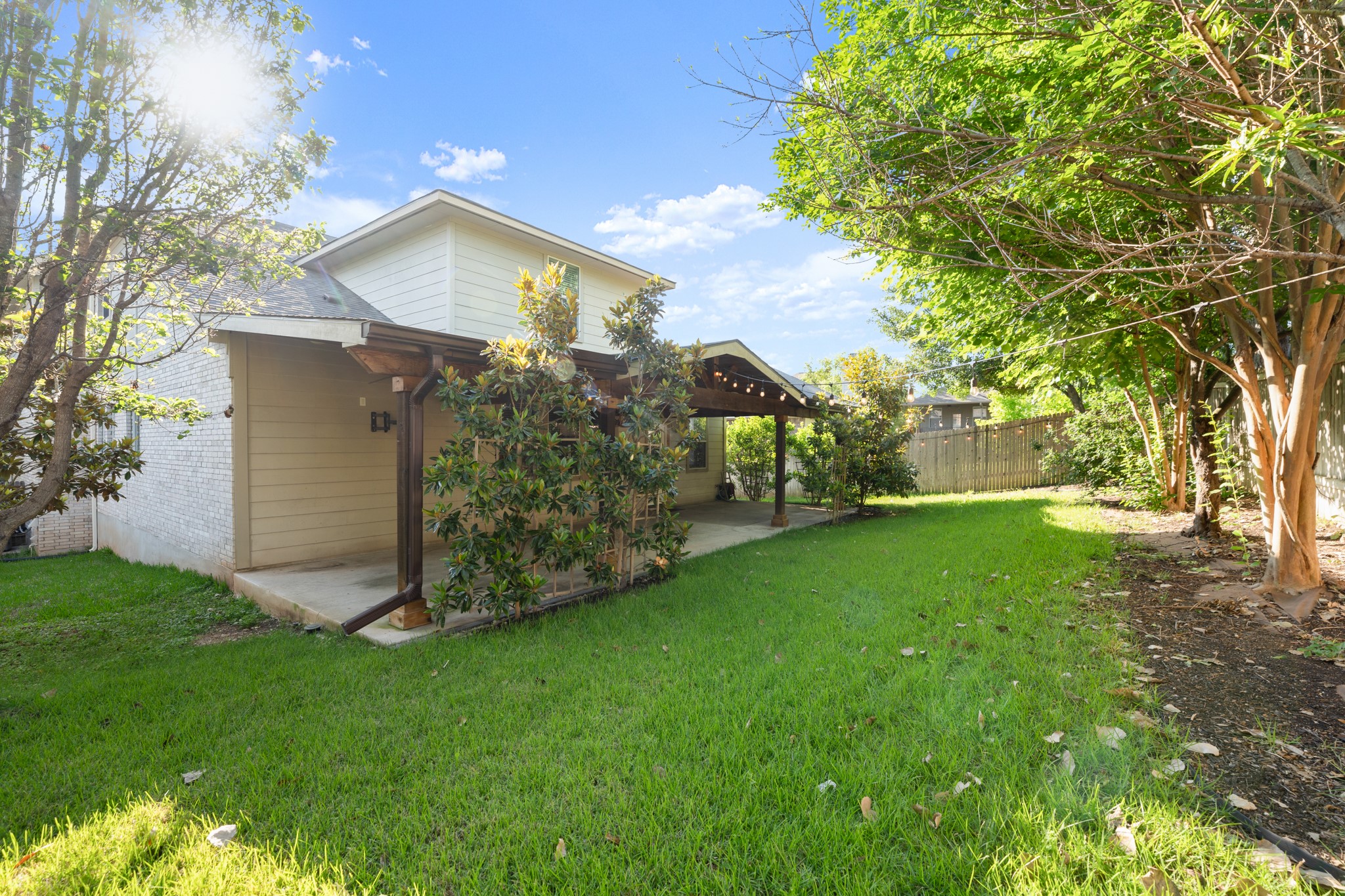 main property photo 34