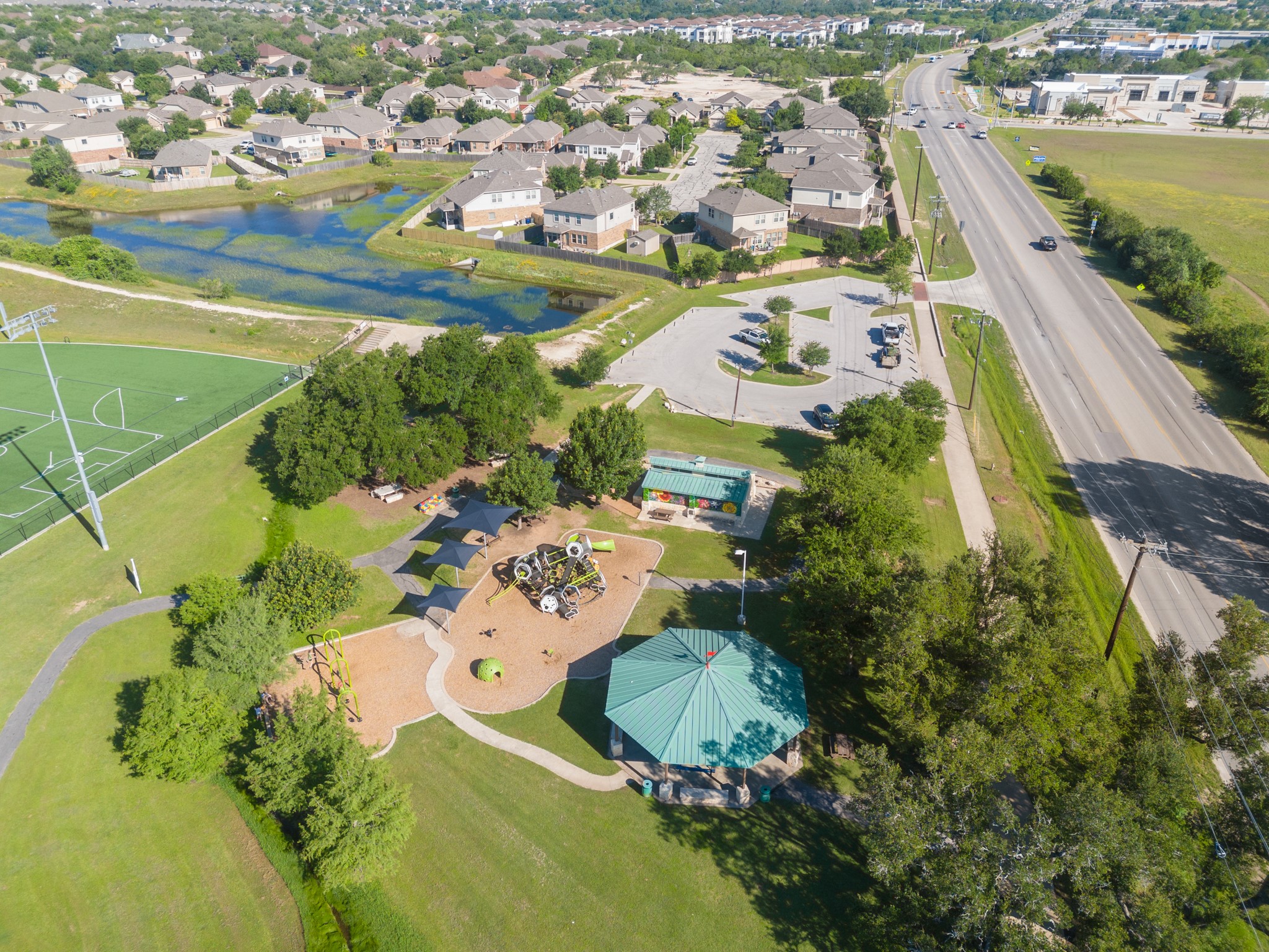 main property photo 36