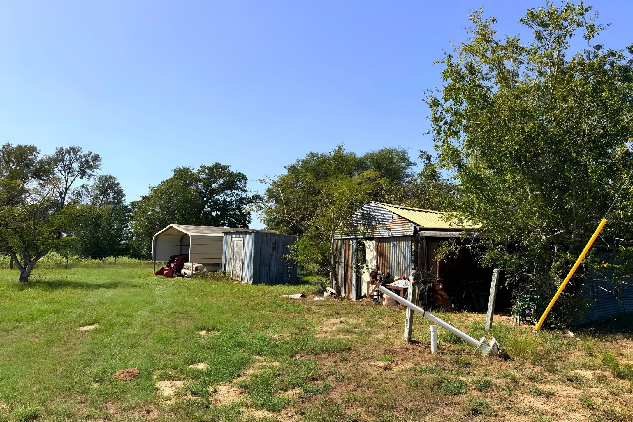 main property photo 4