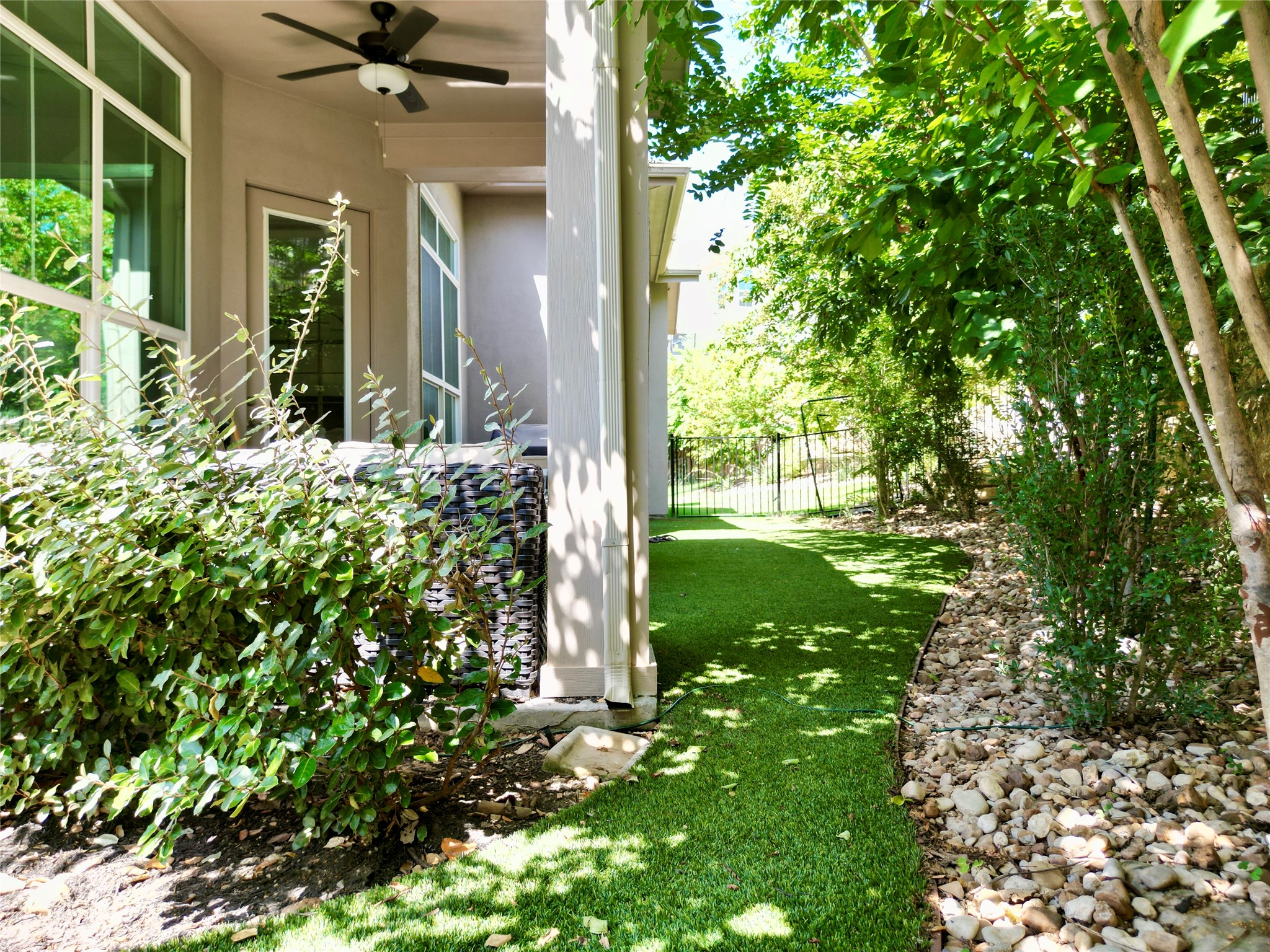 main property photo 27