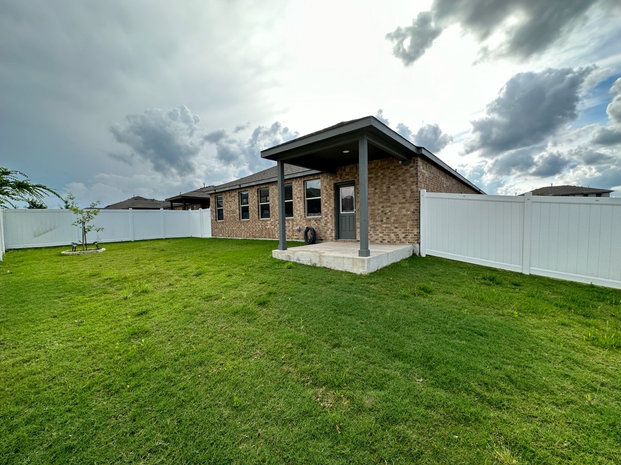 main property photo 21