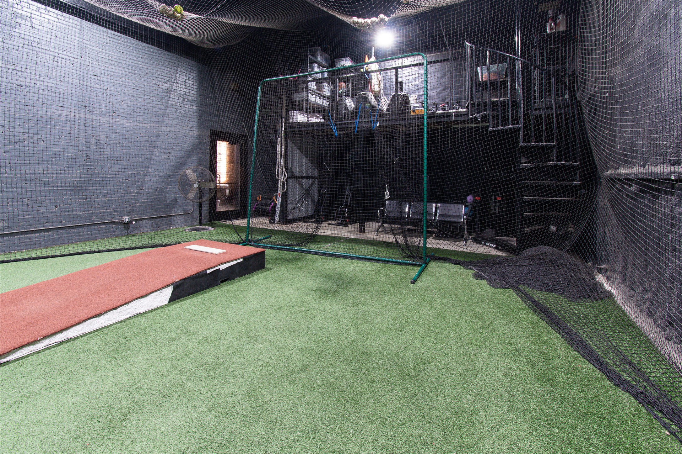 main property photo 14