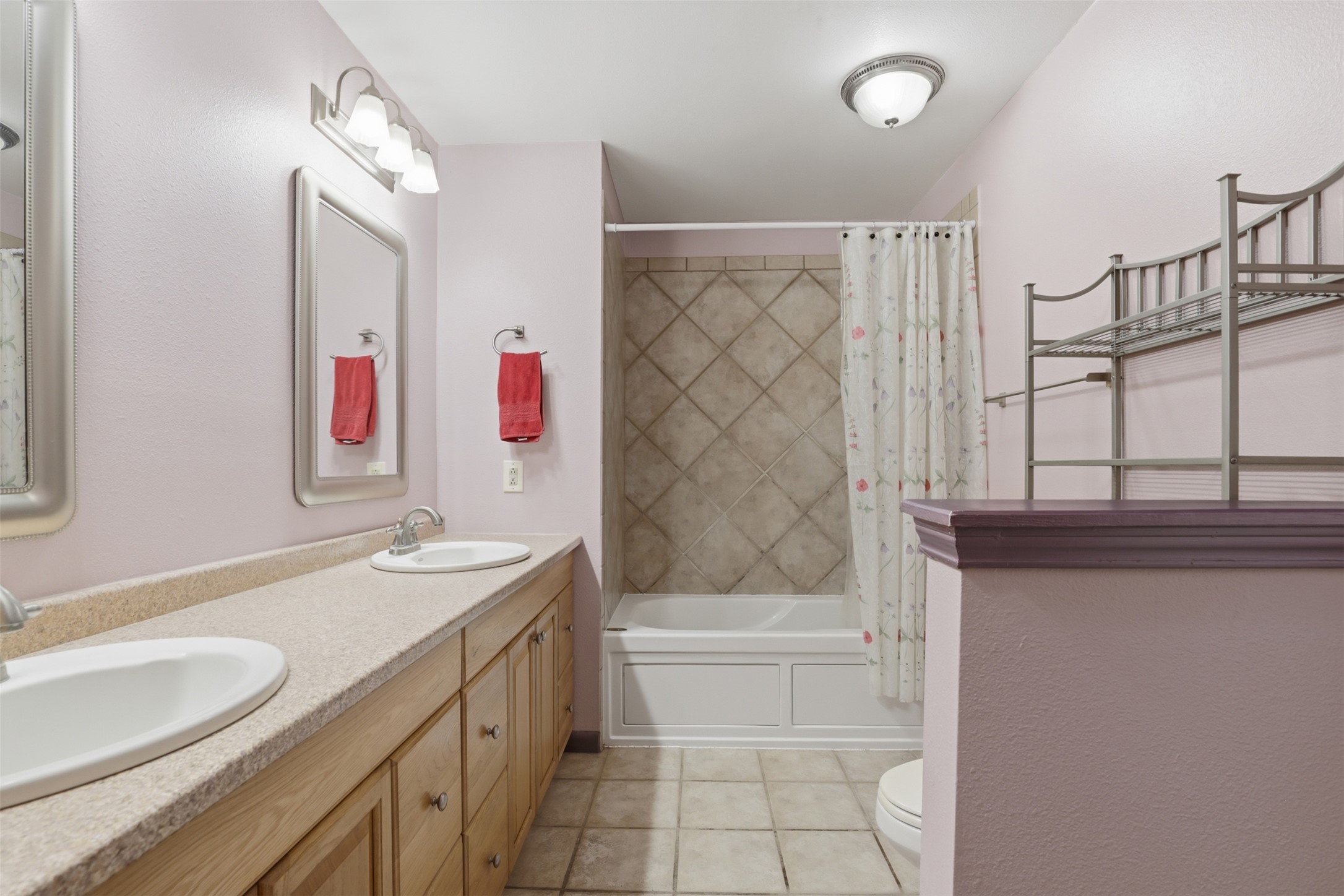 main property photo 18