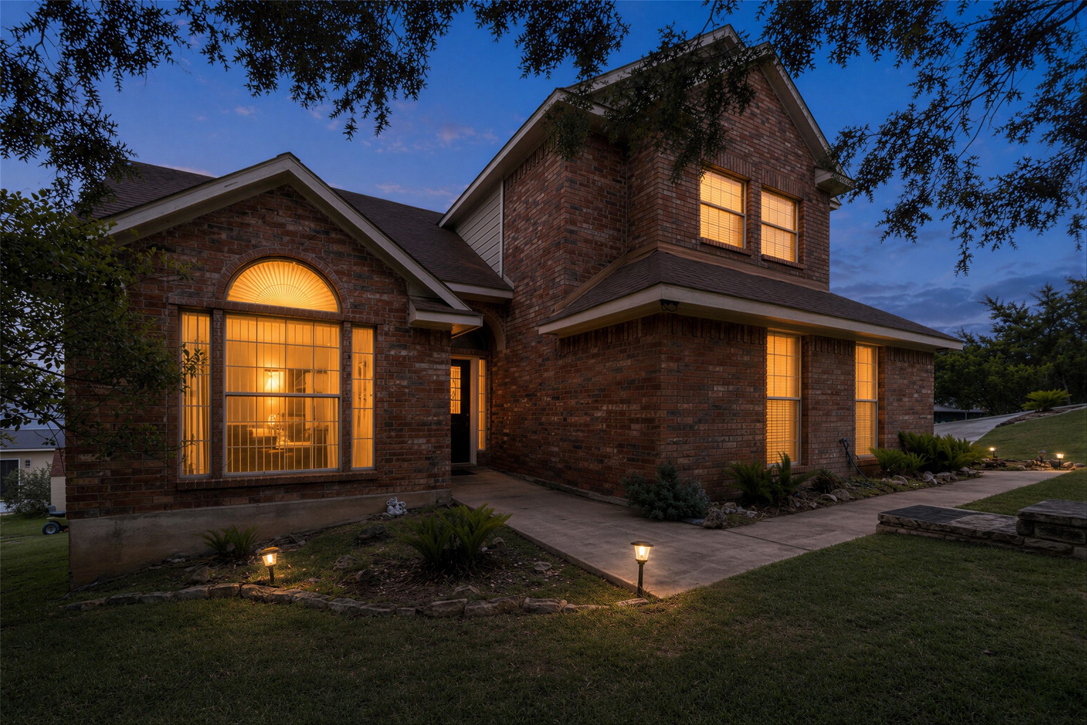 main property photo 29