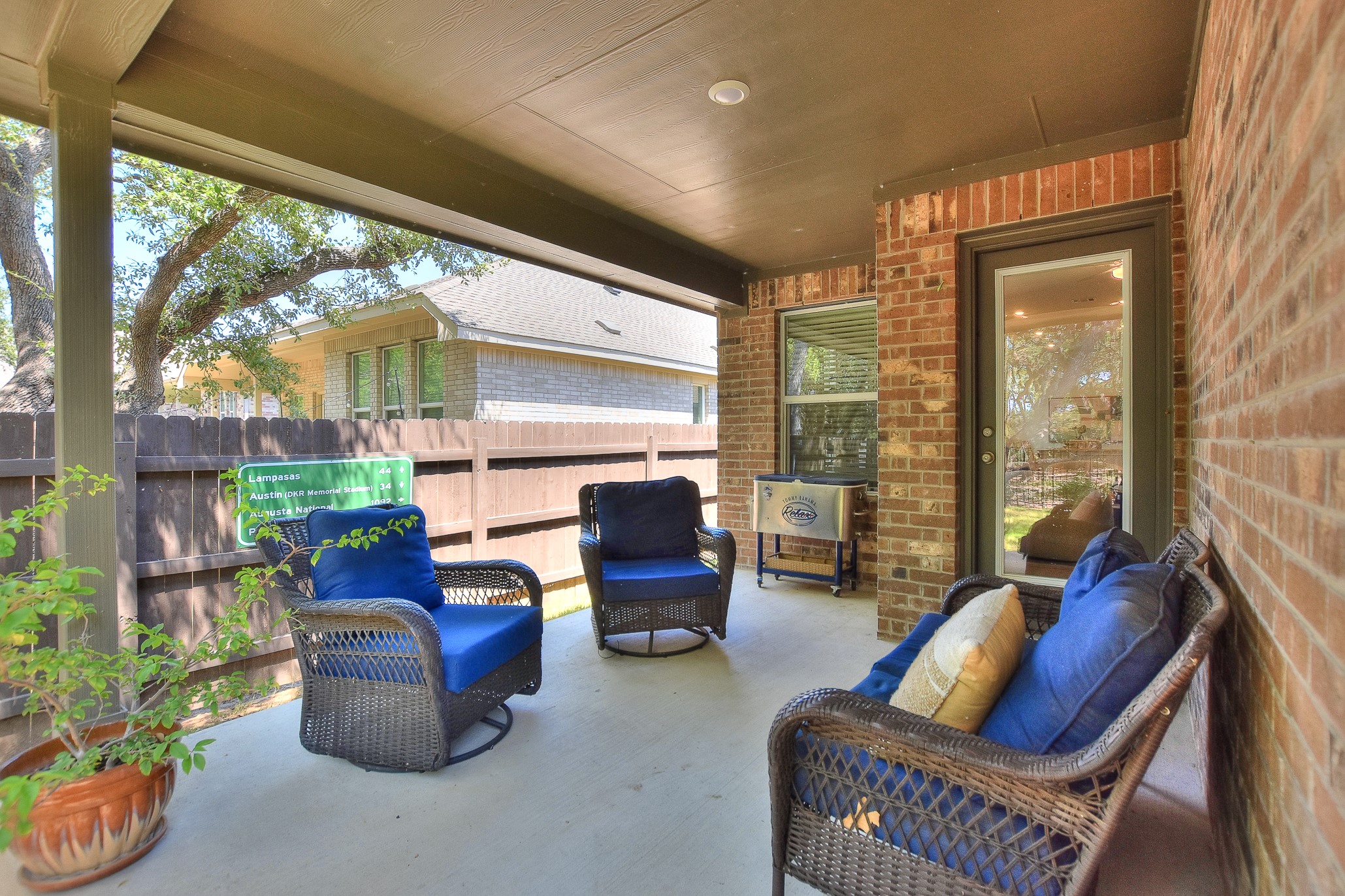 main property photo 29