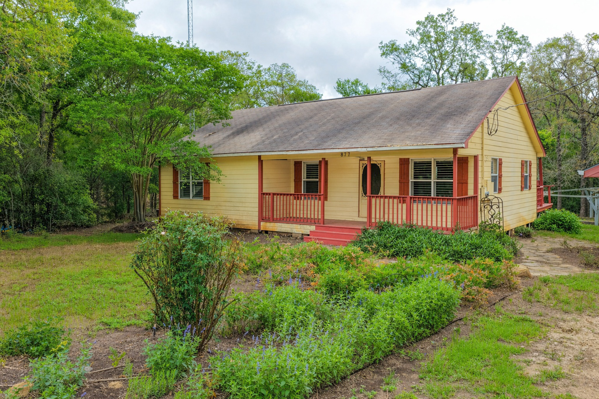 main property photo 13