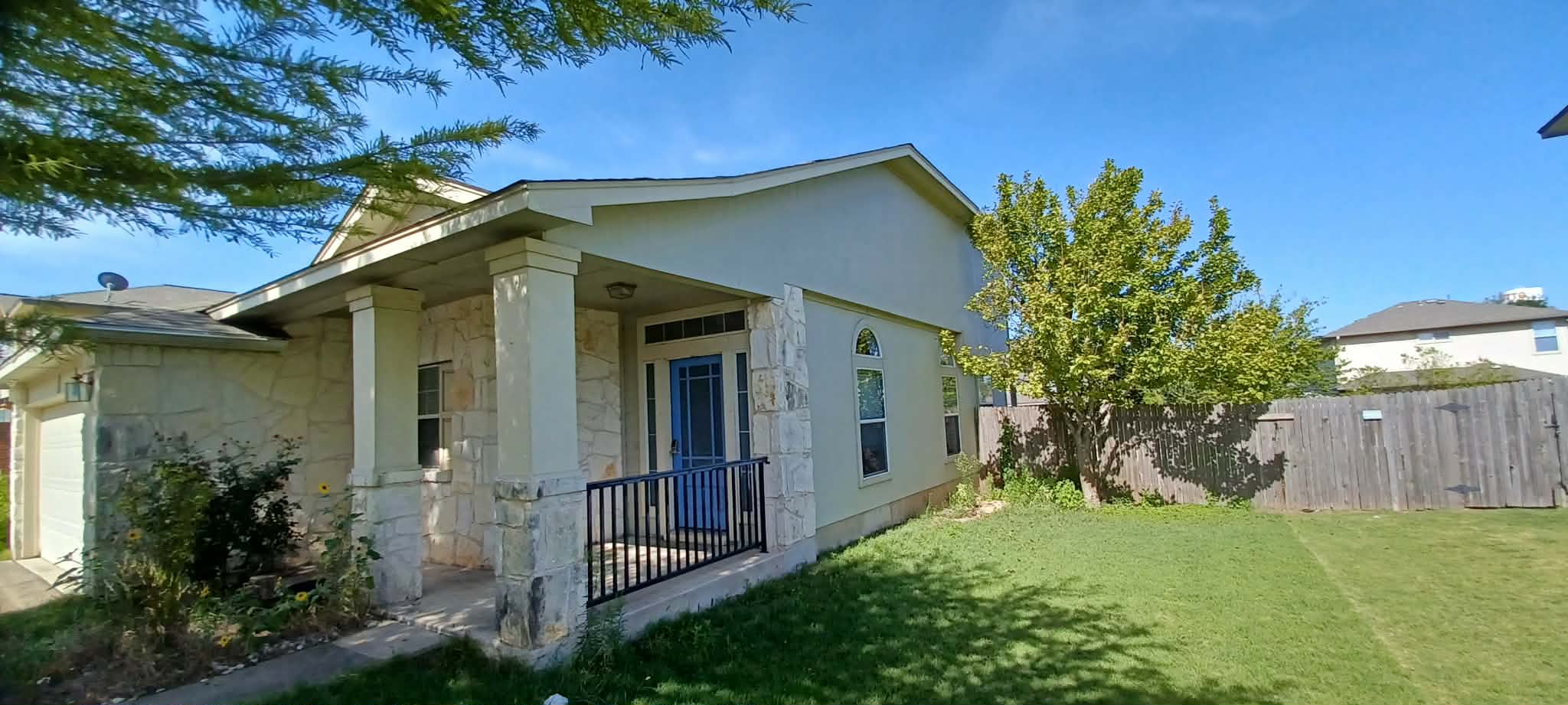 main property photo 2