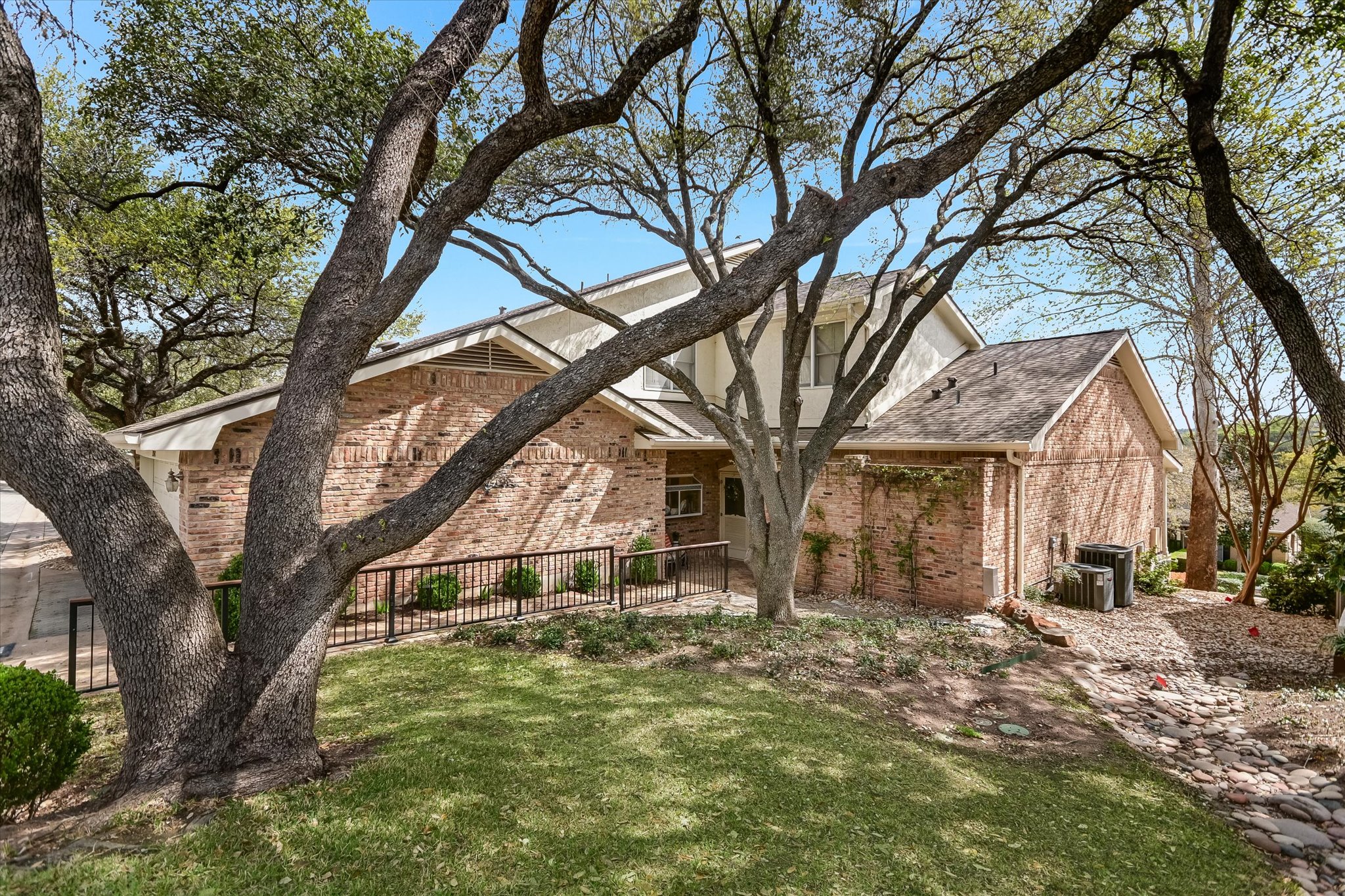 main property photo 21