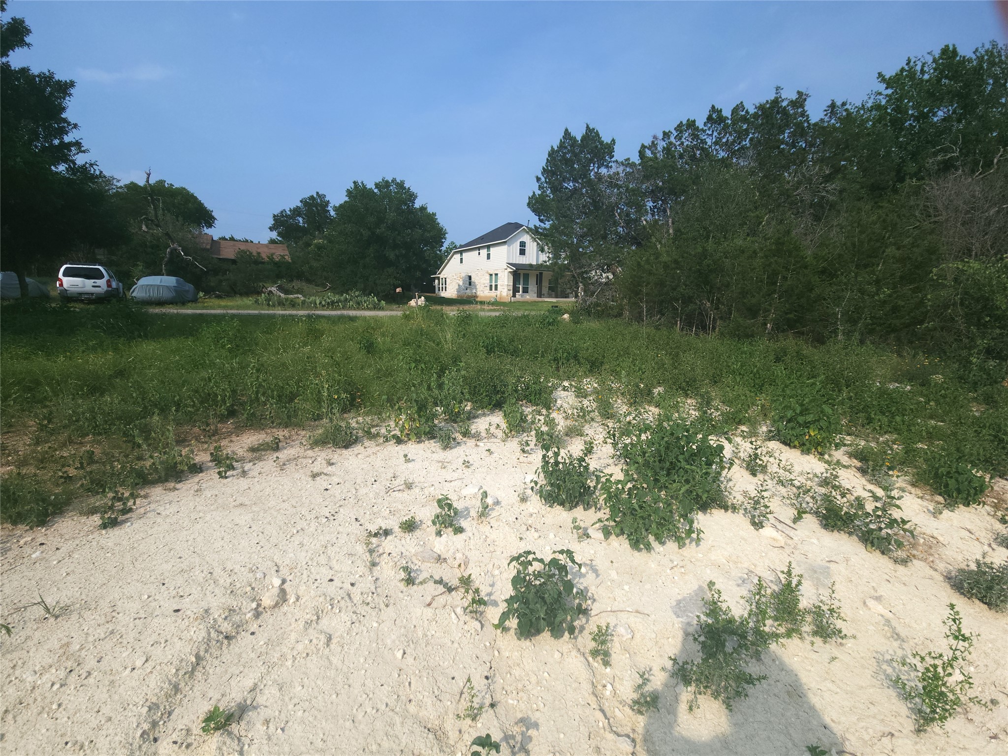 main property photo 12