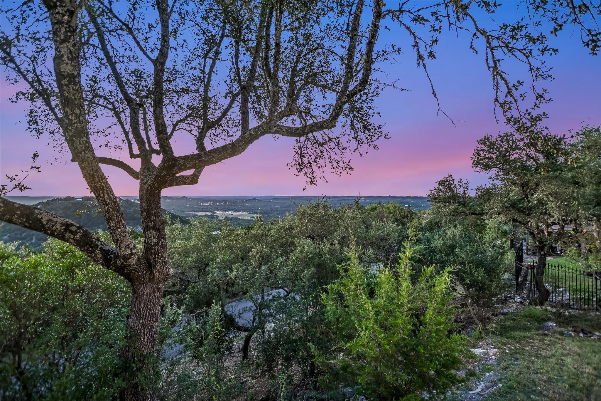 main property photo 26
