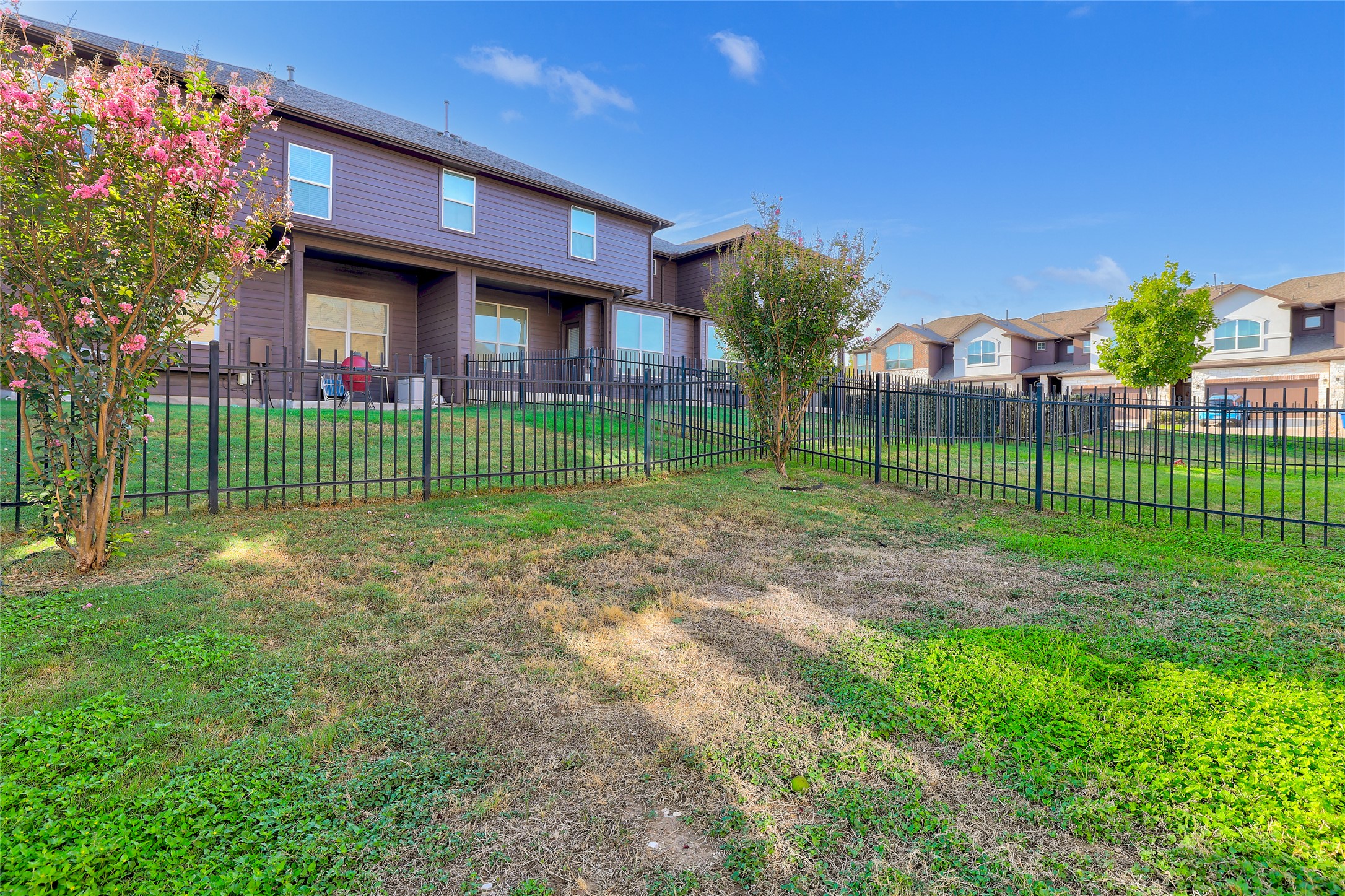 main property photo 29