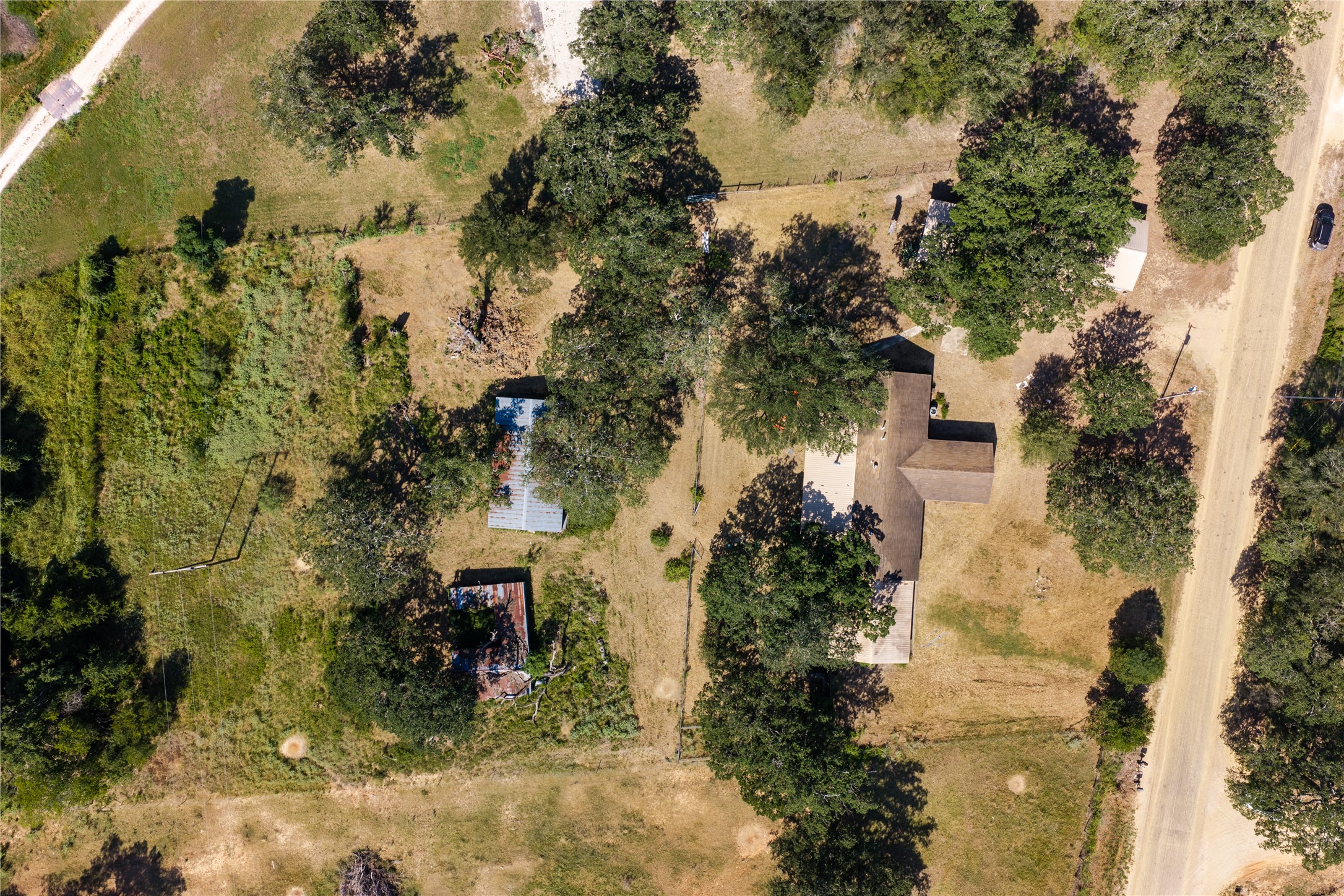 main property photo 23