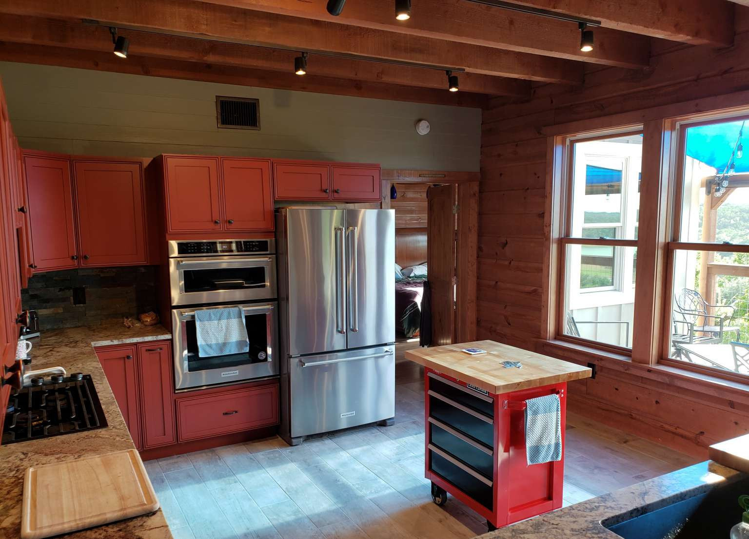 main property photo 10