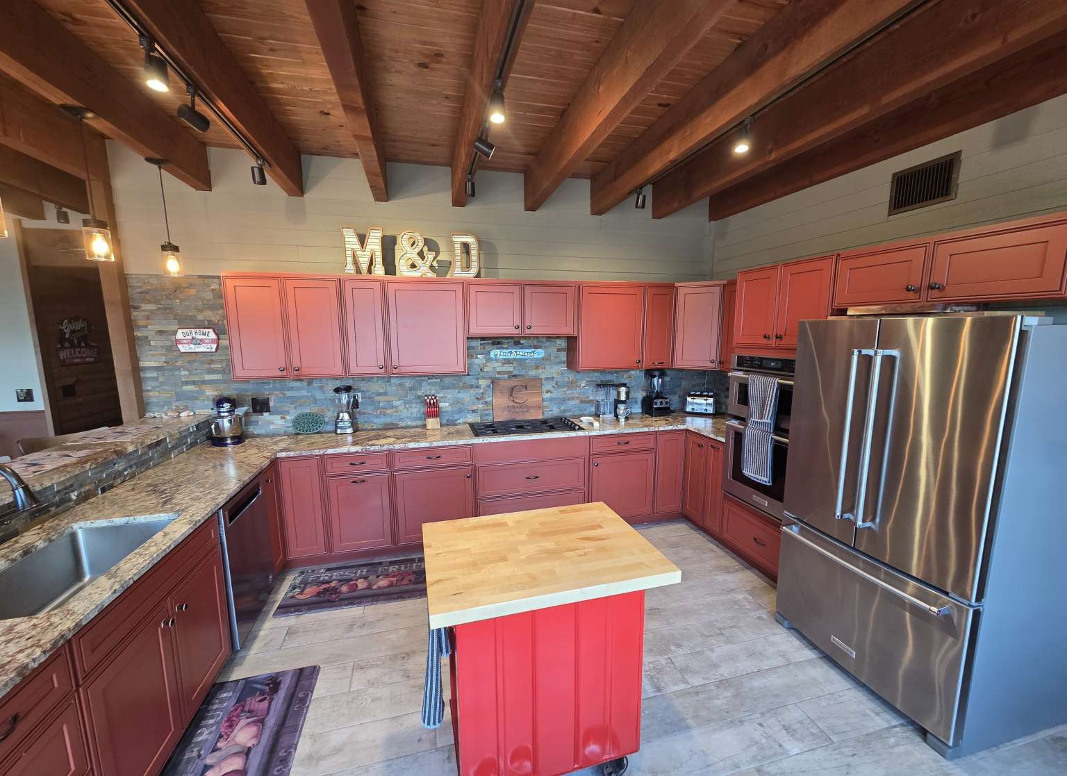 main property photo 11